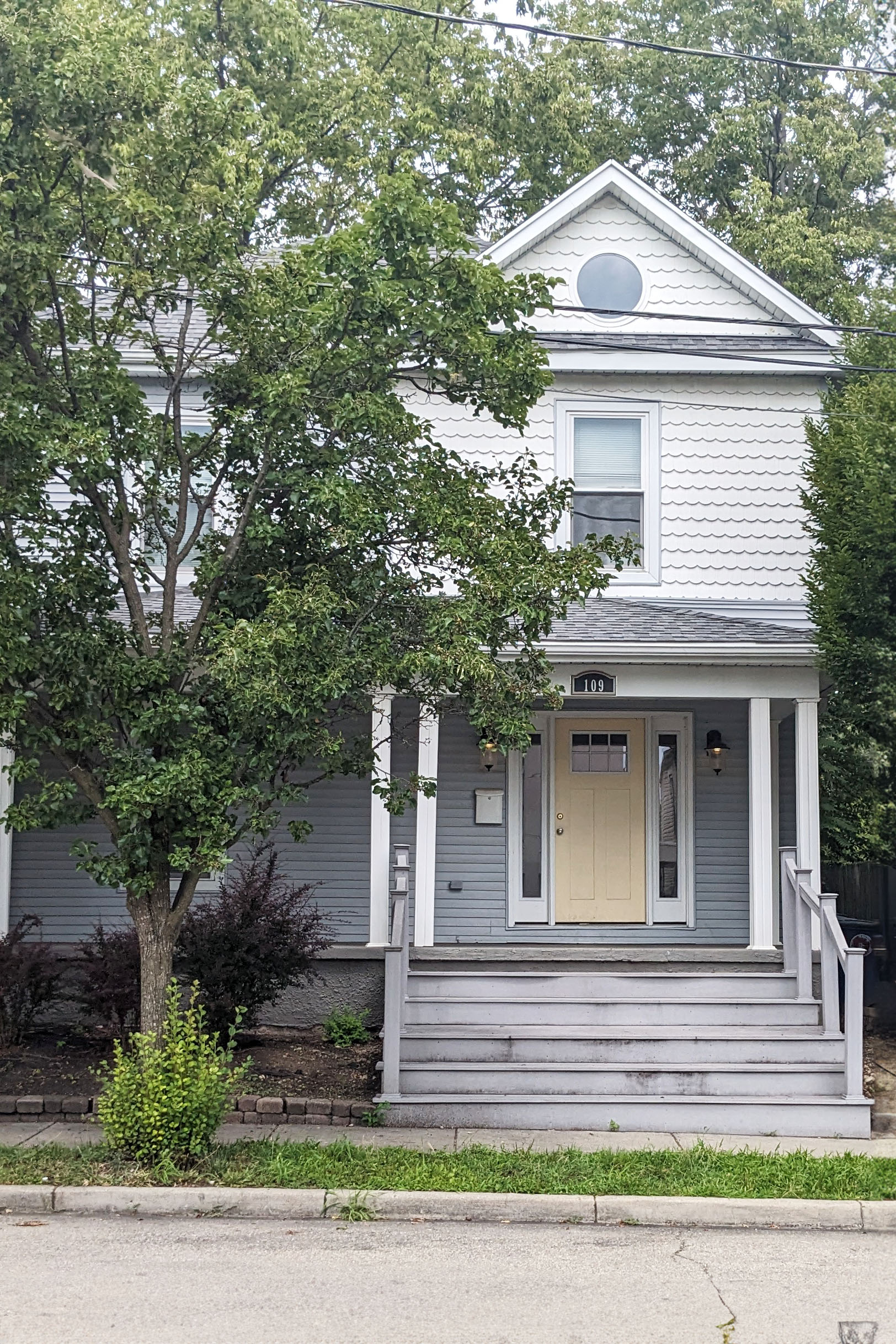 Front entrance of 109 Frank Street