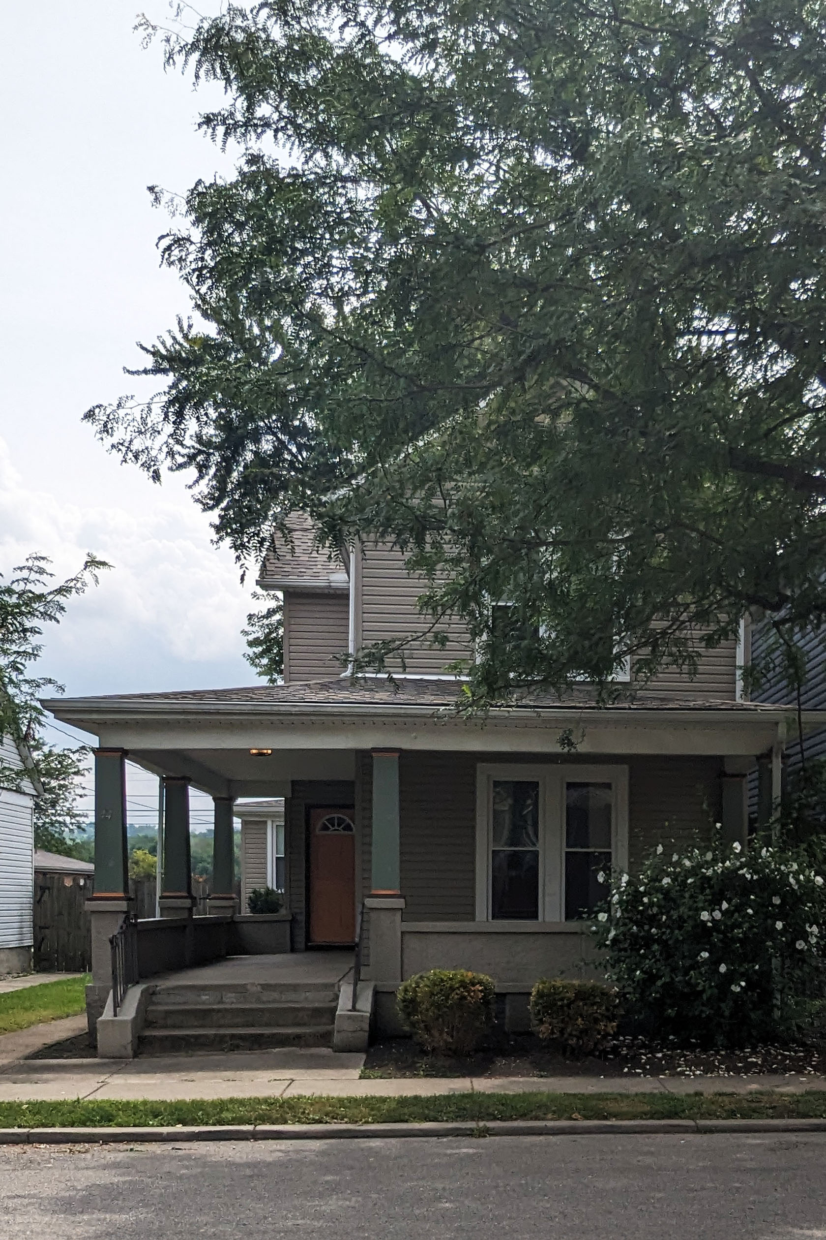 Front entrance of 44 Jasper Street.